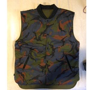 Crooks and castles vest jacket